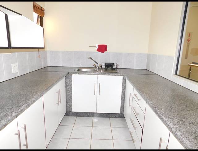 90M² OFFICE TO LET IN ALLEN'S NEK